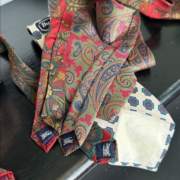 Burberrys of London 100% Silk Neckties set of Four Classic Designer - Picture 6 of 6